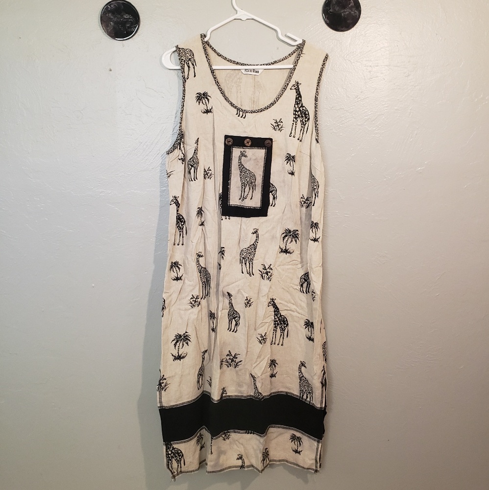 Piccalino Woman vintage safari giraffe mumu